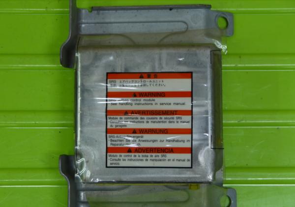 Блок системи SRS airbag Legacy Outback 1998-2002 р.в B12