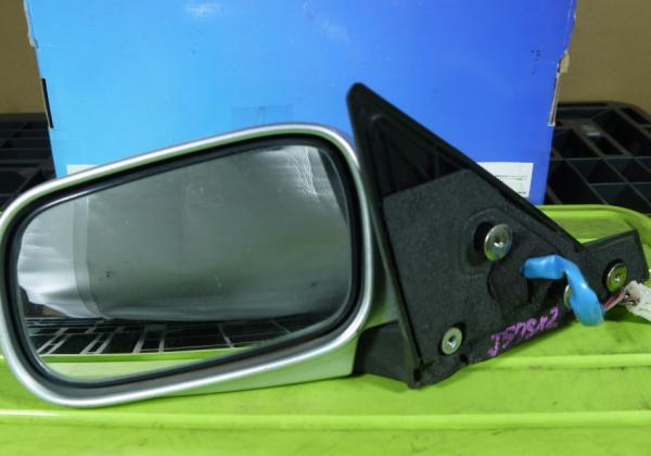 Бокове дзеркало заднього виду subaru impreza GDA/GDB G11